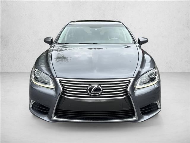 2015 Lexus LS 460 photo 2