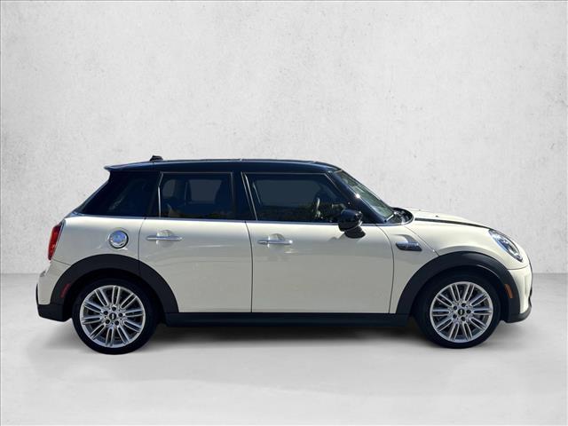 2023 Mini Cooper Hardtop S 4 Door photo 3