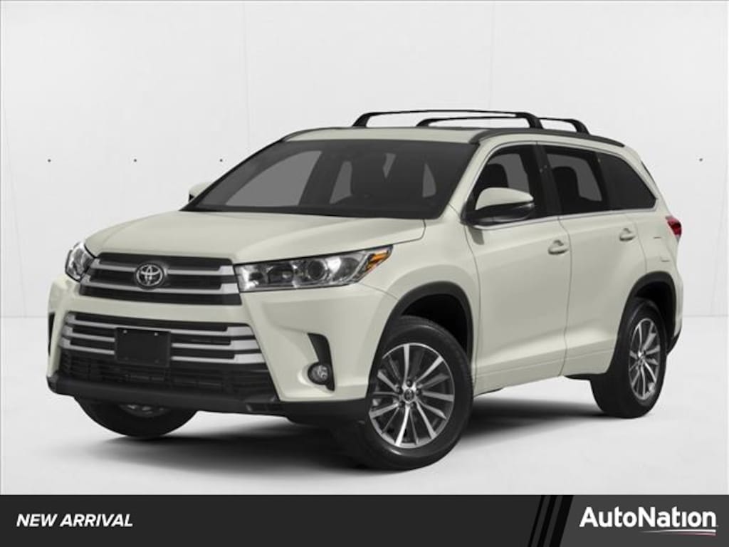 Used 2017 Toyota Highlander XLE Sport Utility