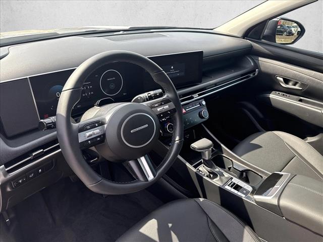2025 Hyundai Tucson SEL Convenience photo 3