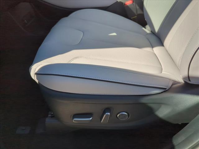 2025 Hyundai Palisade SEL photo 4