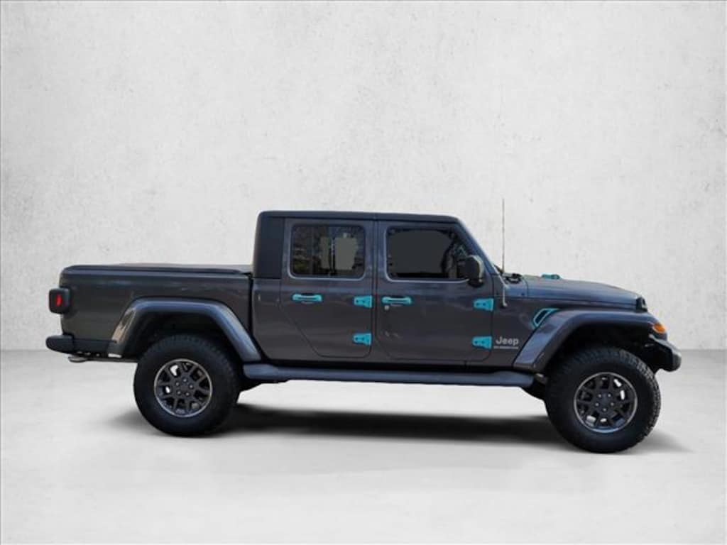 Used 2020 Jeep Gladiator Overland Crew Cab Pickup