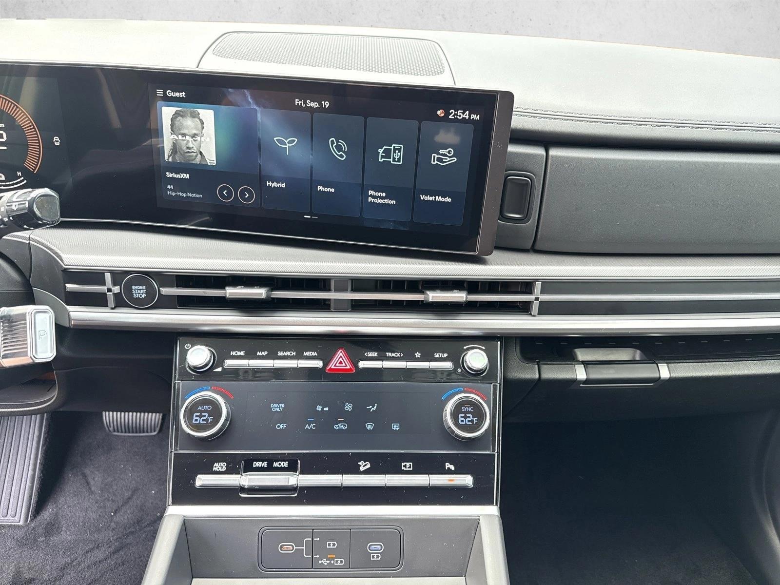 2026 Hyundai Santa Fe SE - Photo 14