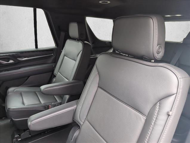 2023 GMC Yukon Denali - Photo 19