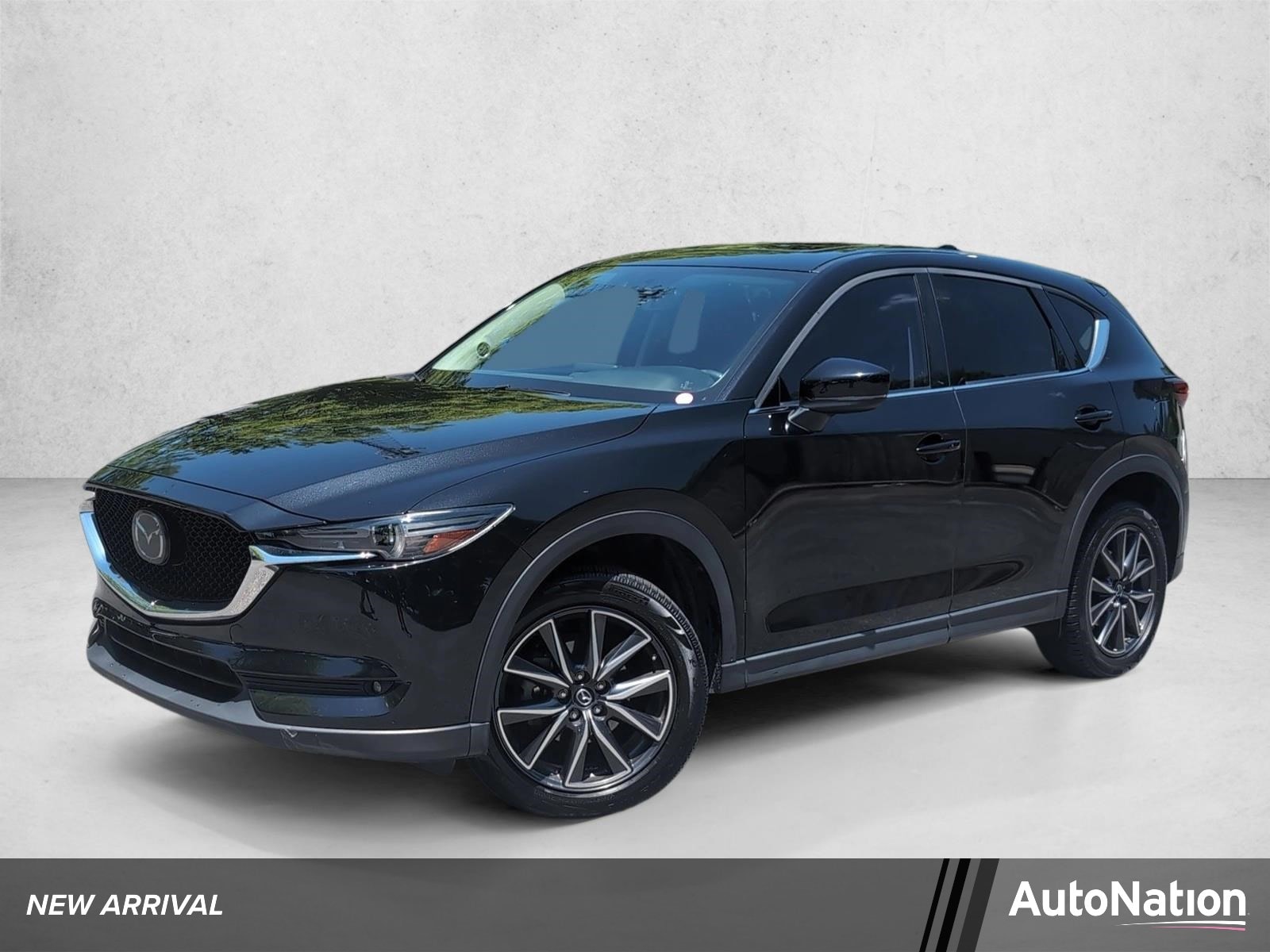 2017 Mazda CX-5 Grand Touring auto's photo