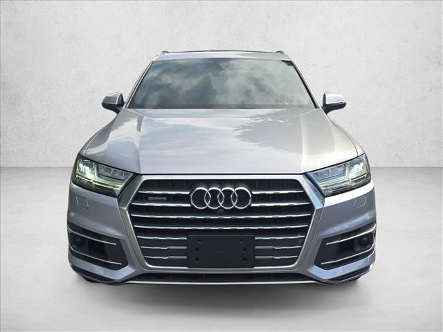 2018 Audi Q7 Prestige photo 2
