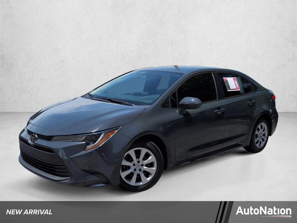 Used 2025 Toyota Corolla LE 4dr Car
