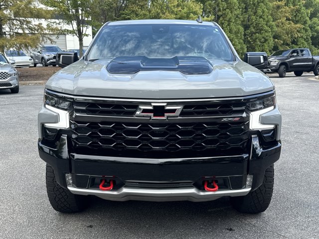 2024 Chevrolet Silverado 1500 ZR2 photo 2