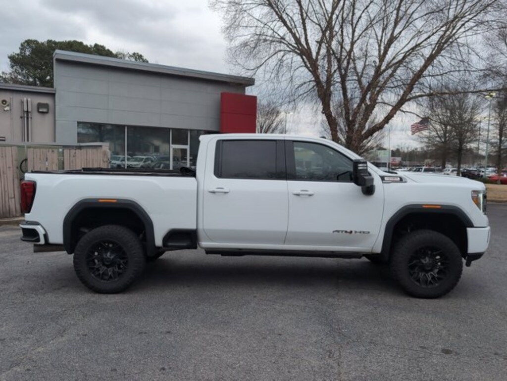 Used 2022 GMC Sierra 2500HD AT4 Crew Cab Pickup