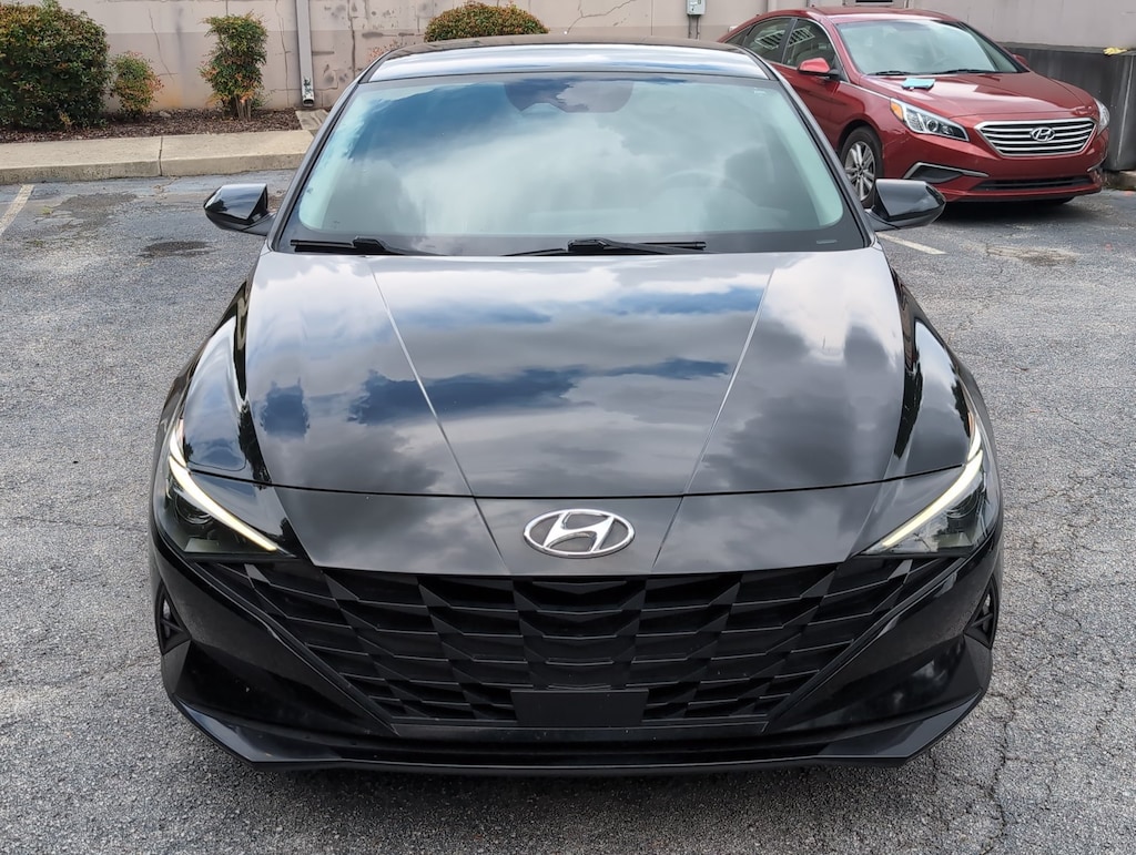 Used 2023 Hyundai Elantra SEL 4dr Car