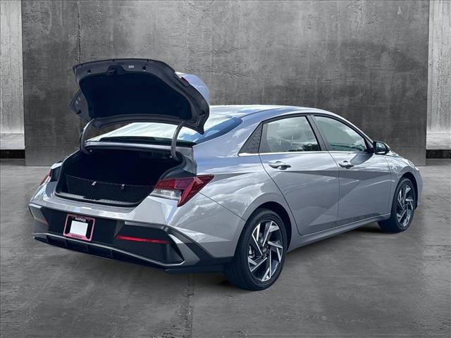2025 Hyundai Elantra Hybrid Limited photo 2