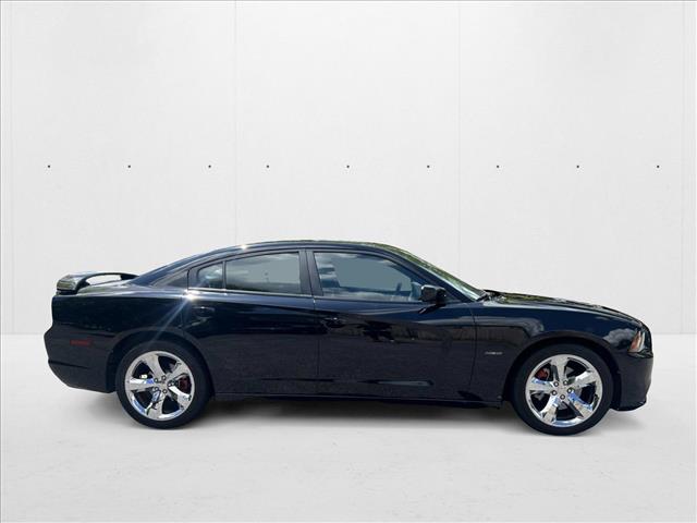 2012 Dodge Charger R/T Plus photo 4