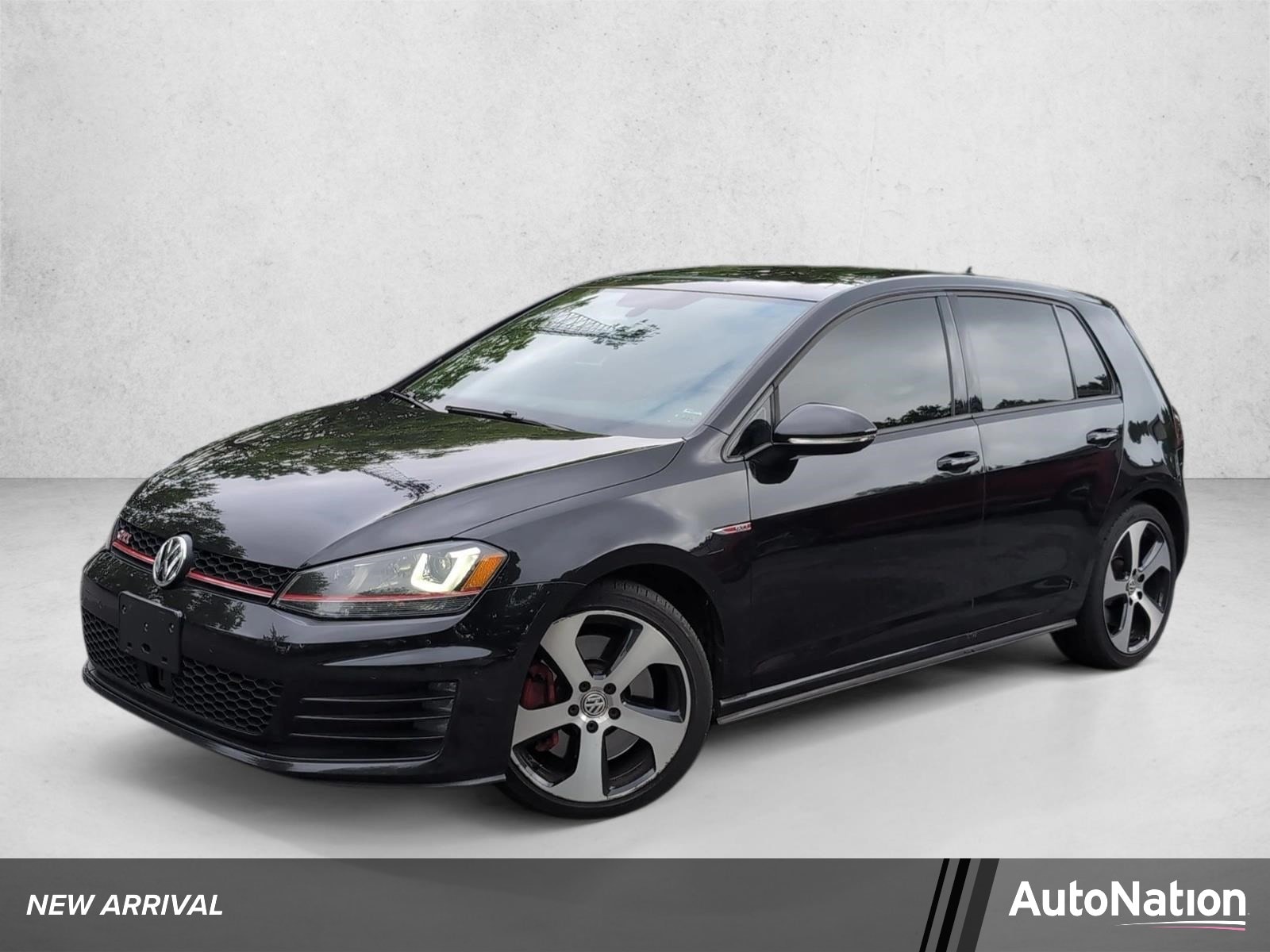 2015 Volkswagen Golf GTI 2.0T Autobahn w/Performance 4dr DSG PZEV's photo
