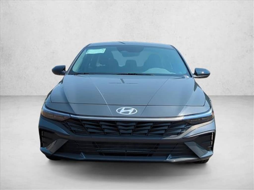 New 2026 Hyundai Elantra SEL Sport 4dr Car