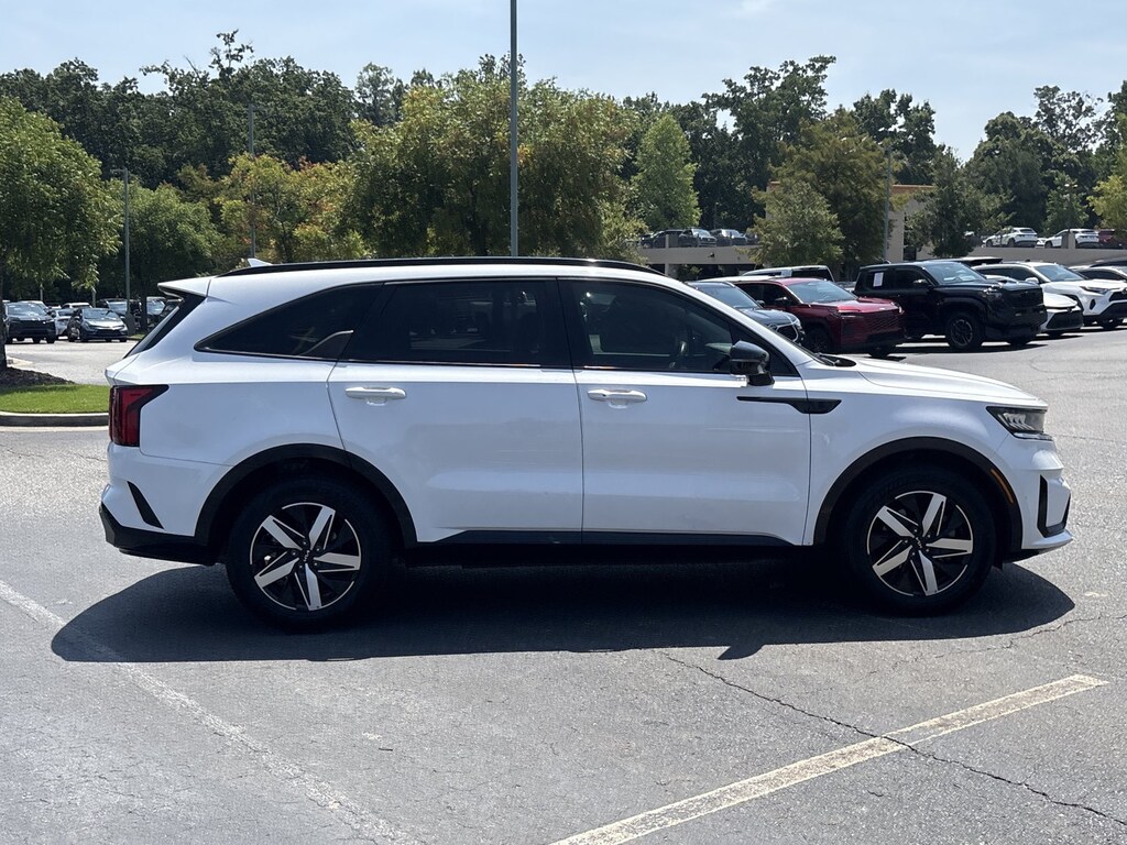Used 2022 Kia Sorento EX Sport Utility