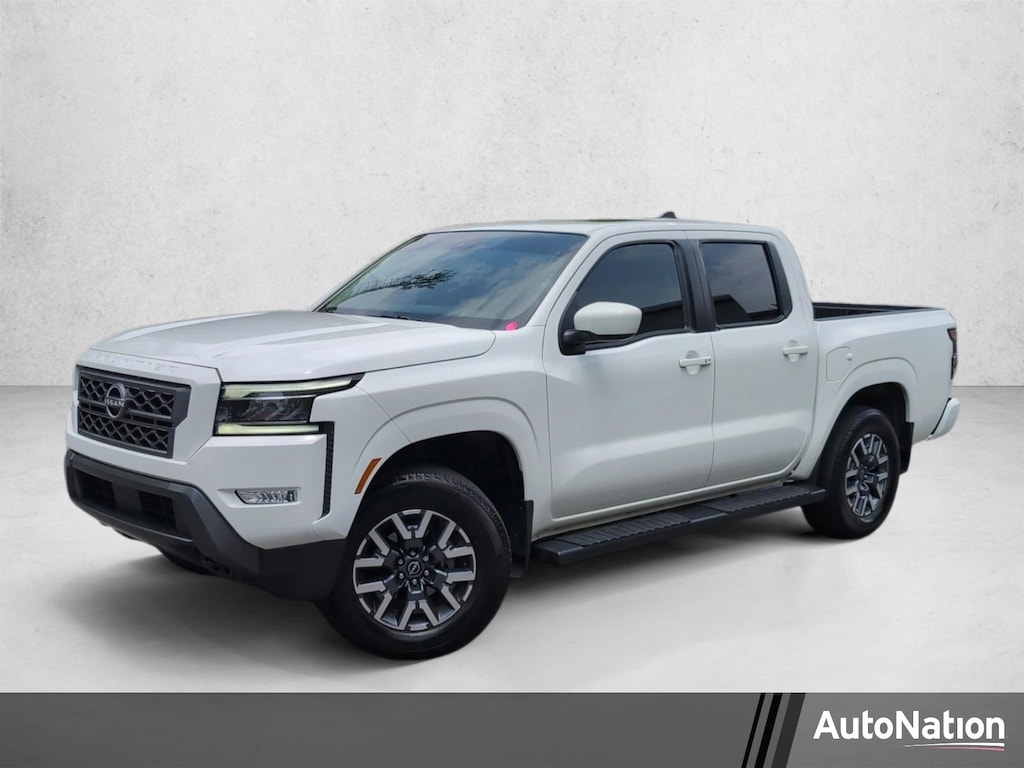 Used 2024 Nissan Frontier SL Crew Cab Pickup
