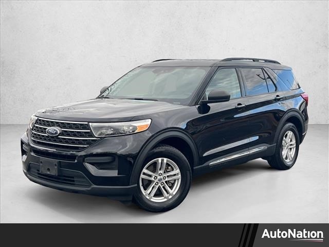 2022 Ford Explorer XLT's photo