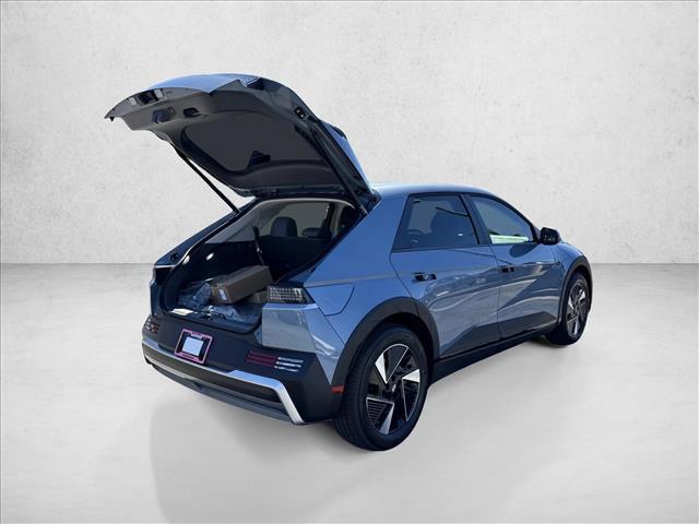 2026 Hyundai Ioniq 5 SEL photo 2