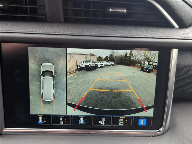 2023 GMC Yukon Denali - Photo 13