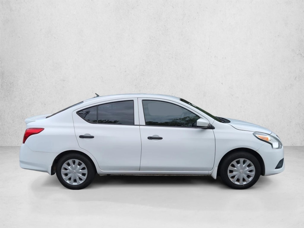 Used 2017 Nissan Versa Sedan S Plus 4dr Car