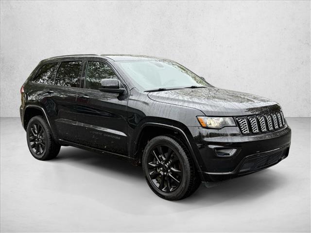 2018 Jeep Grand Cherokee Altitude Sport photo 3