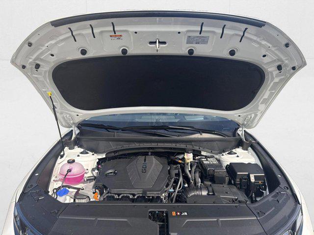2025 Hyundai Tucson Limited - Photo 17