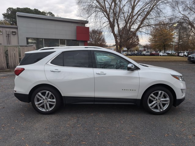 2018 Chevrolet Equinox Premier photo 2