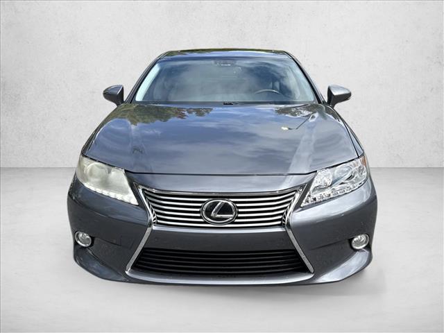 2013 Lexus ES 350 photo 2
