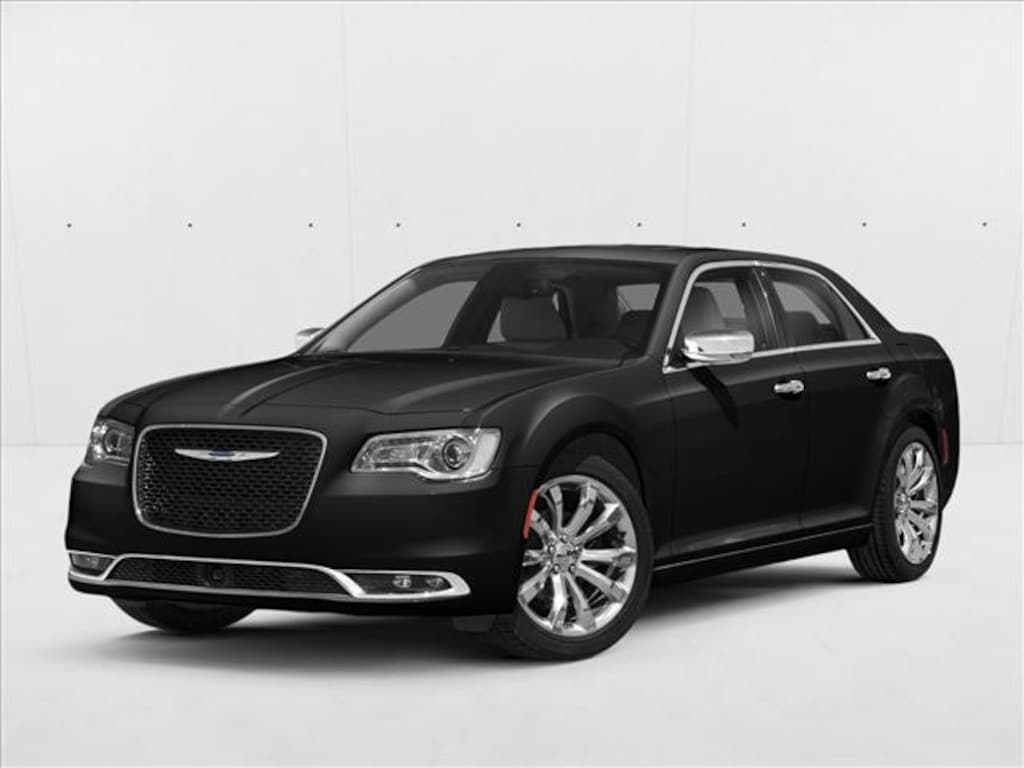 Used 2018 Chrysler 300 Touring 4dr Car