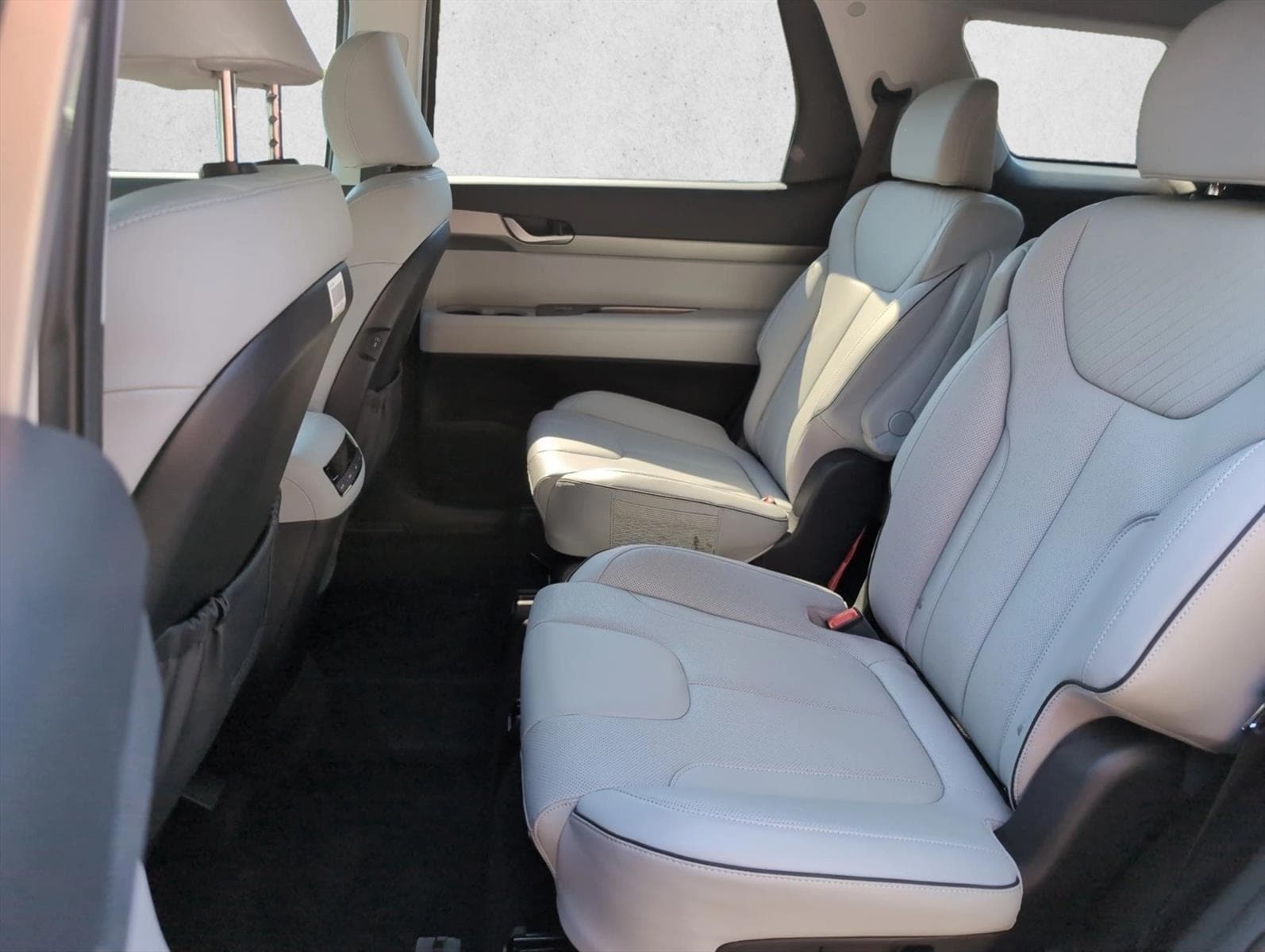 2025 Hyundai Palisade SEL - Photo 26