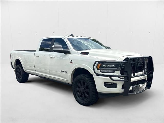 2022 Ram 3500 Limited photo 3