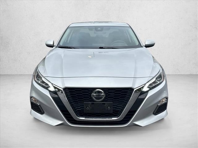 2022 Nissan Altima 2.5 SV photo 2