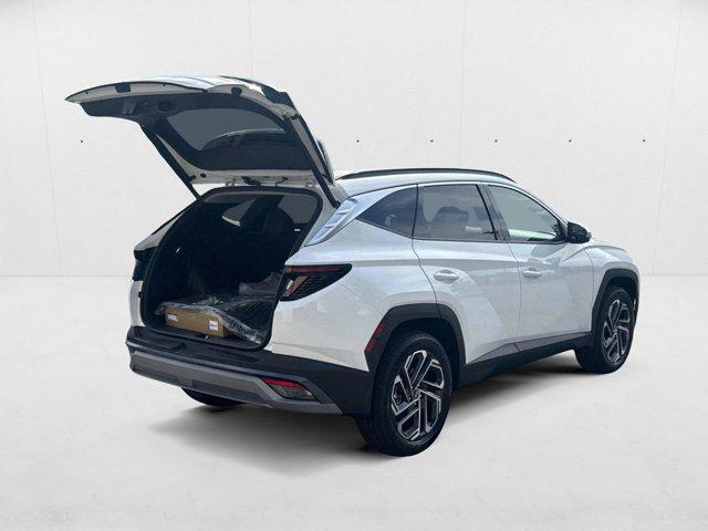 2025 Hyundai Tucson Limited - Photo 2
