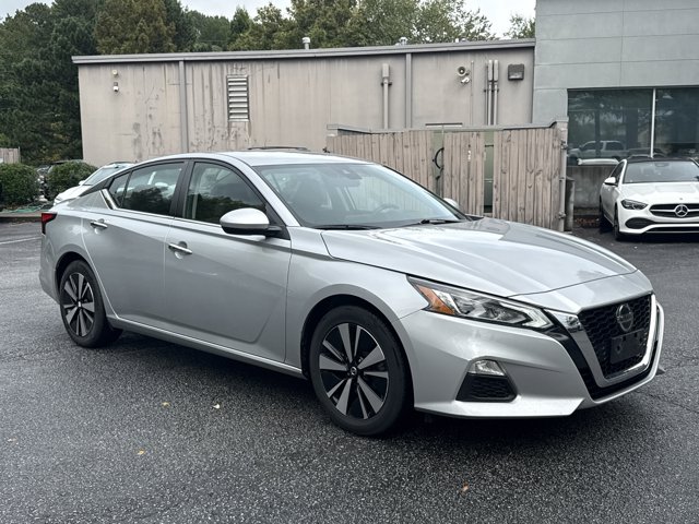 2022 Nissan Altima 2.5 SV photo 3