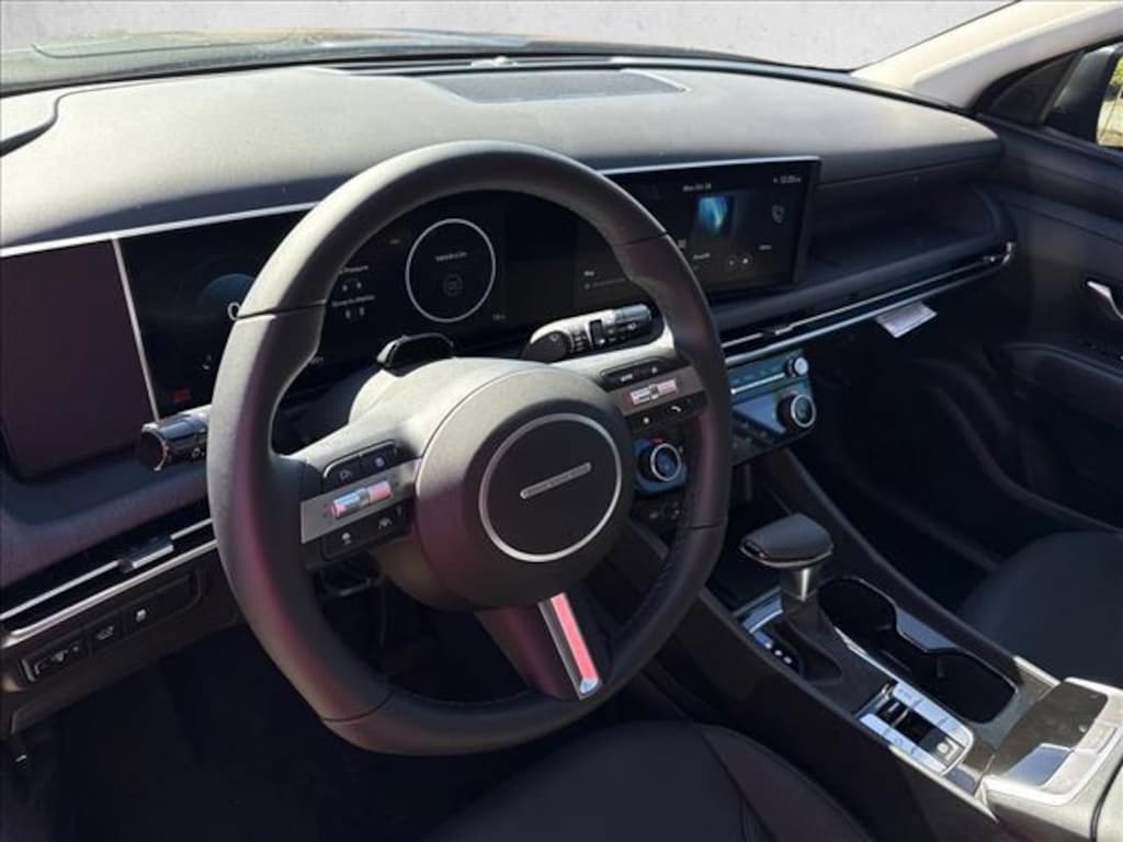 New 2026 Hyundai Tucson SEL Premium FWD Sport Utility