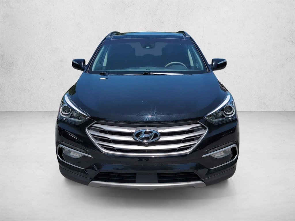Used 2017 Hyundai Santa Fe 2.0T Ultimate Sport Utility