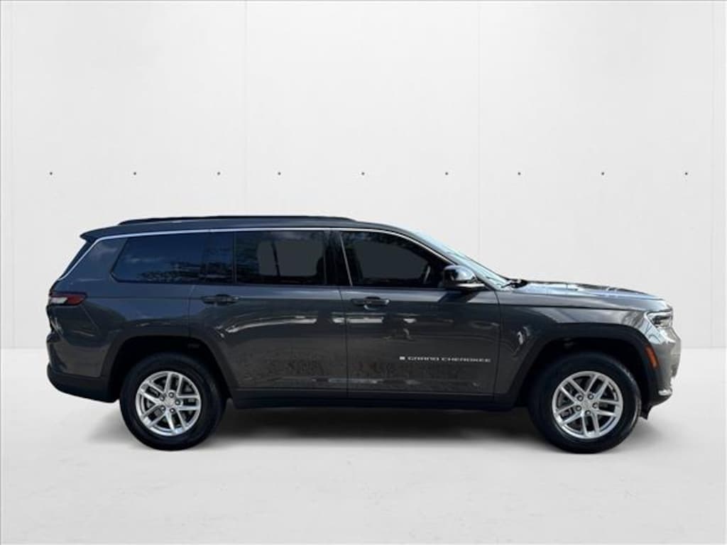 Used 2025 Jeep Grand Cherokee L Laredo Sport Utility