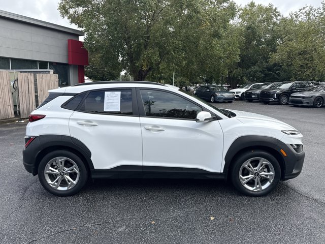 2022 Hyundai Kona SEL photo 3