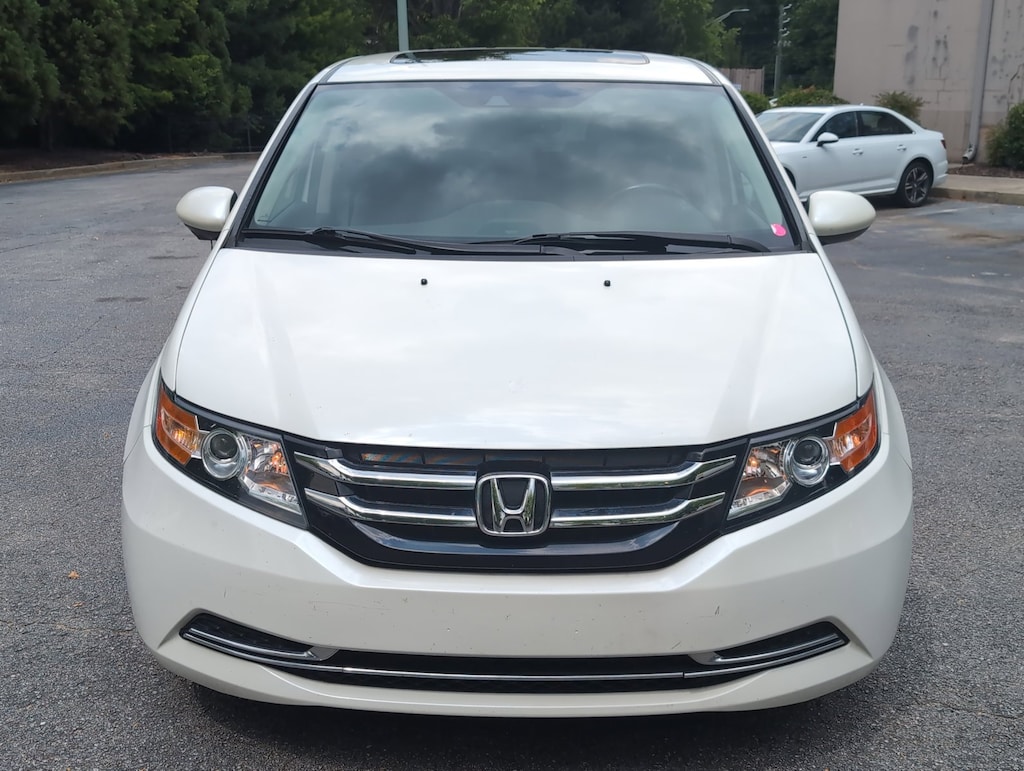 Used 2016 Honda Odyssey EX-L Mini-van Passenger