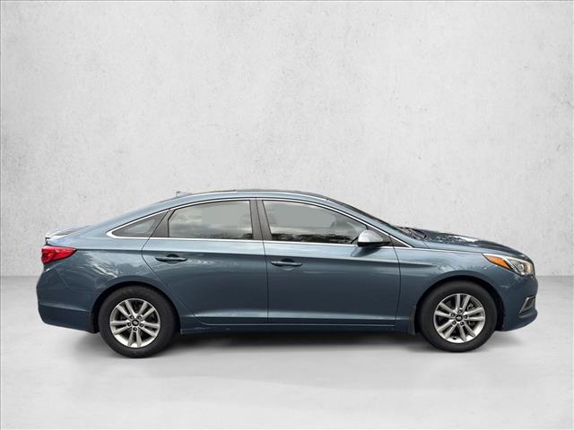 2016 Hyundai Sonata SE photo 4