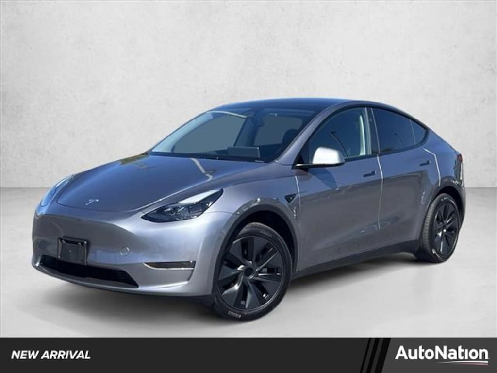 Used 2025 Tesla Model Y Long Range Sport Utility