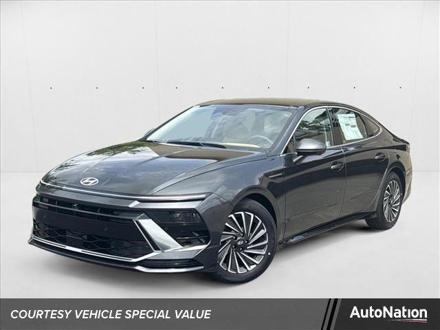2025 Hyundai Sonata Hybrid Limited's photo