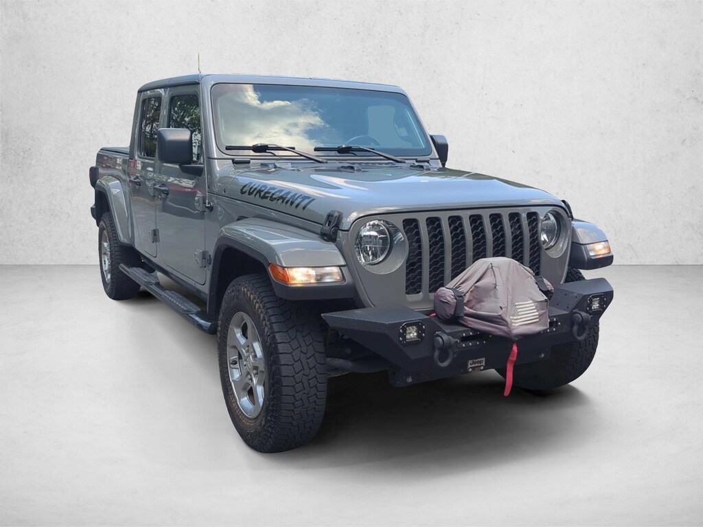 Used 2021 Jeep Gladiator Sport S Crew Cab Pickup