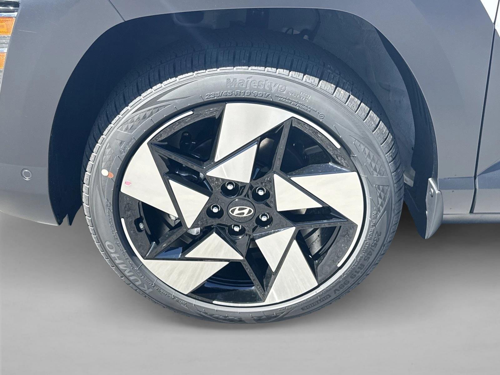 2026 Hyundai Kona Limited - Photo 10