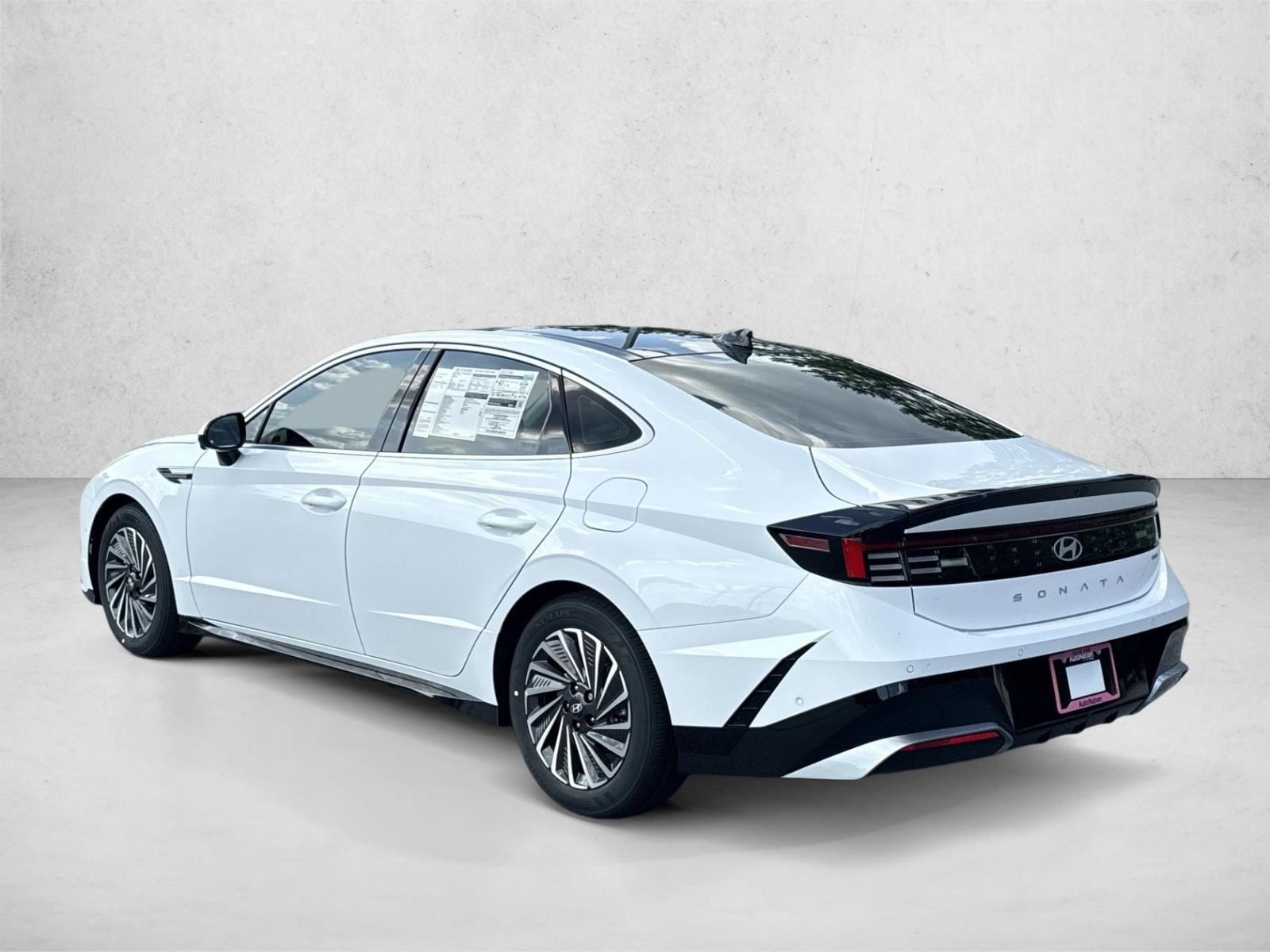 2025 Hyundai Sonata Hybrid Limited - Photo 9