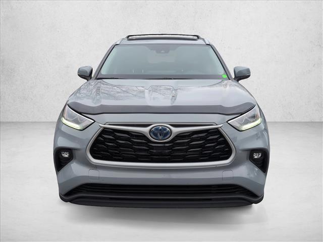 2023 Toyota Highlander Hybrid Bronze Edition photo 2