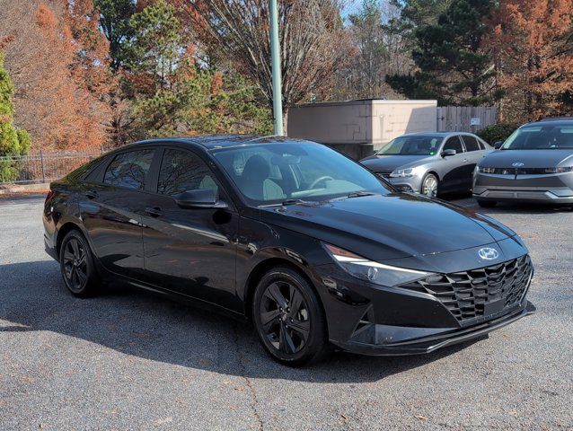 2021 Hyundai Elantra SEL photo 3