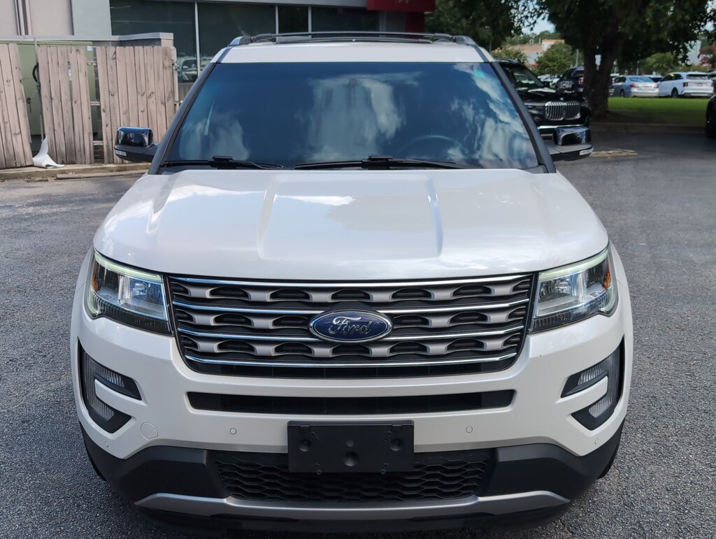 Used 2017 Ford Explorer XLT Sport Utility
