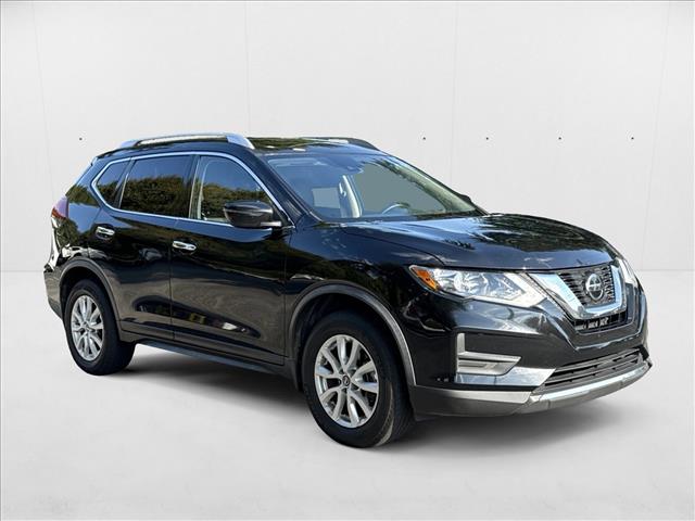 2020 Nissan Rogue SV photo 3