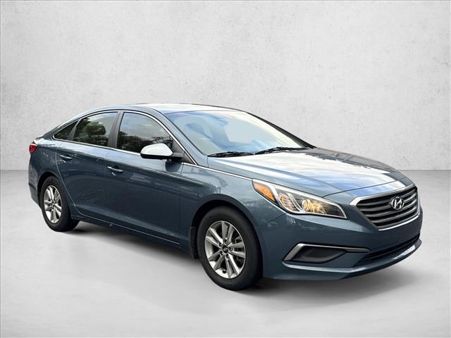 2016 Hyundai Sonata SE photo 3